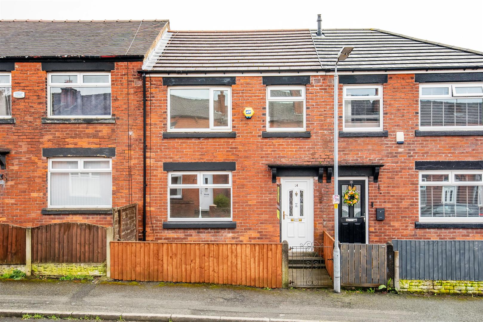 3 bed property in Travers Street, Bolton